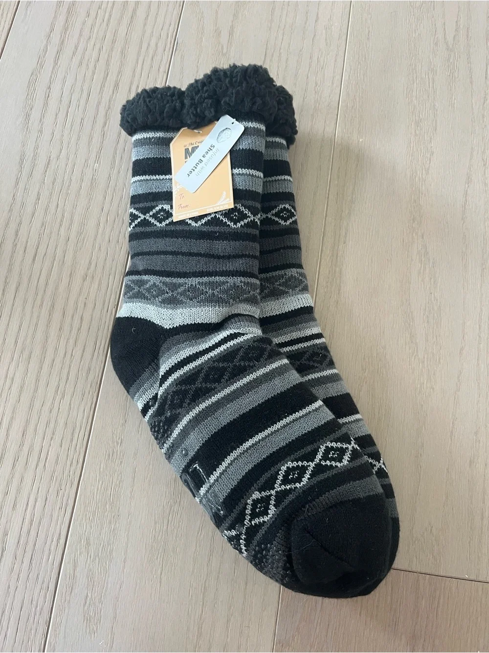 Muk Luks Men's Fleece-Lined Crew Socks in Black & Gray Stripe